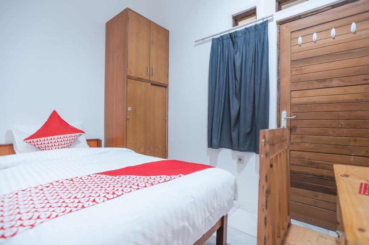 Oyo 150 Harmoni Residence Jakarta Bagian luar foto