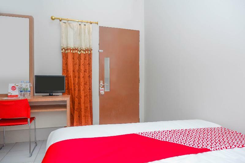 Oyo 150 Harmoni Residence Jakarta Bagian luar foto